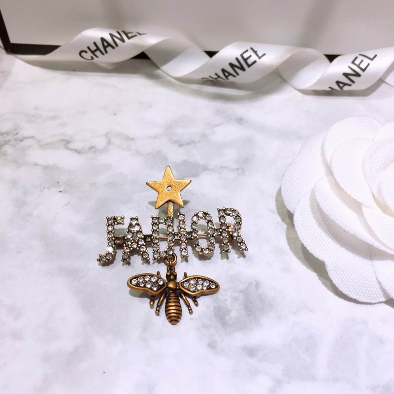 Dior Brooch 04lyr33